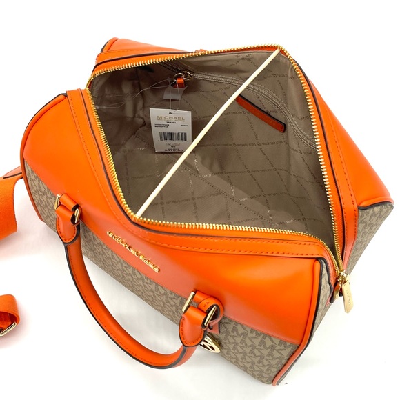 Michael Kors Medium Duffle Satchel Bag & Large 2 in 1 Card Case Wristlet - Picture 9 of 11